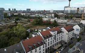 4* Boutique Zimmer am Düsseldorf Hafen + ÖPNV&TG